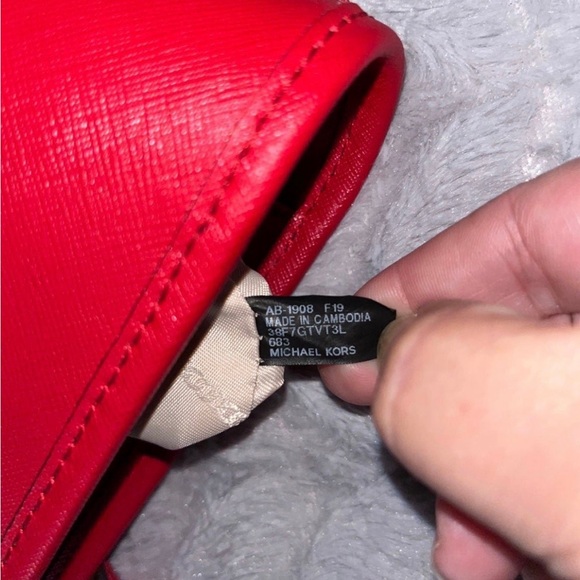 Michael Purse & Wallet set - Picture 8 of 12